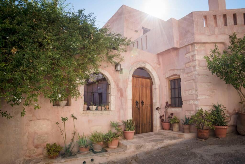 הוילה Nino'S House - In Kato Chorio Of Ierapetra מראה חיצוני תמונה